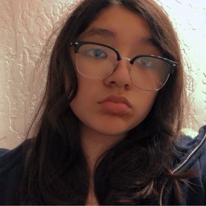 Meet your Posher, Jasmine